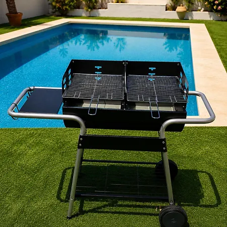 La Perla - Pool, Garden & Barbecue - Ac Dom wakacyjny *