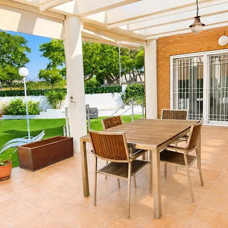 Dom wakacyjny La Perla - Pool, Garden & Barbecue - Ac